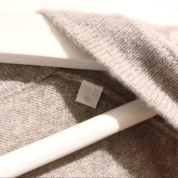 FTC 100% Cashmere Cardigan Floral Embroidery - Picture 7 of 15